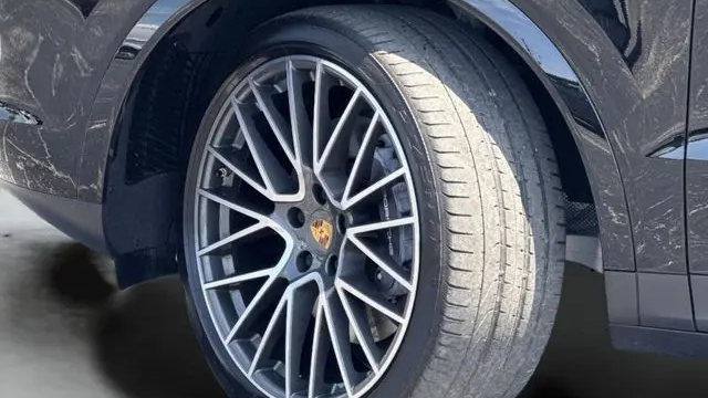 2022 Porsche Cayenne Coupe