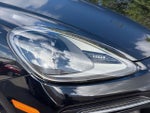 2023 Cayenne Thumbnail 32