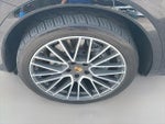 2023 Cayenne Thumbnail 34