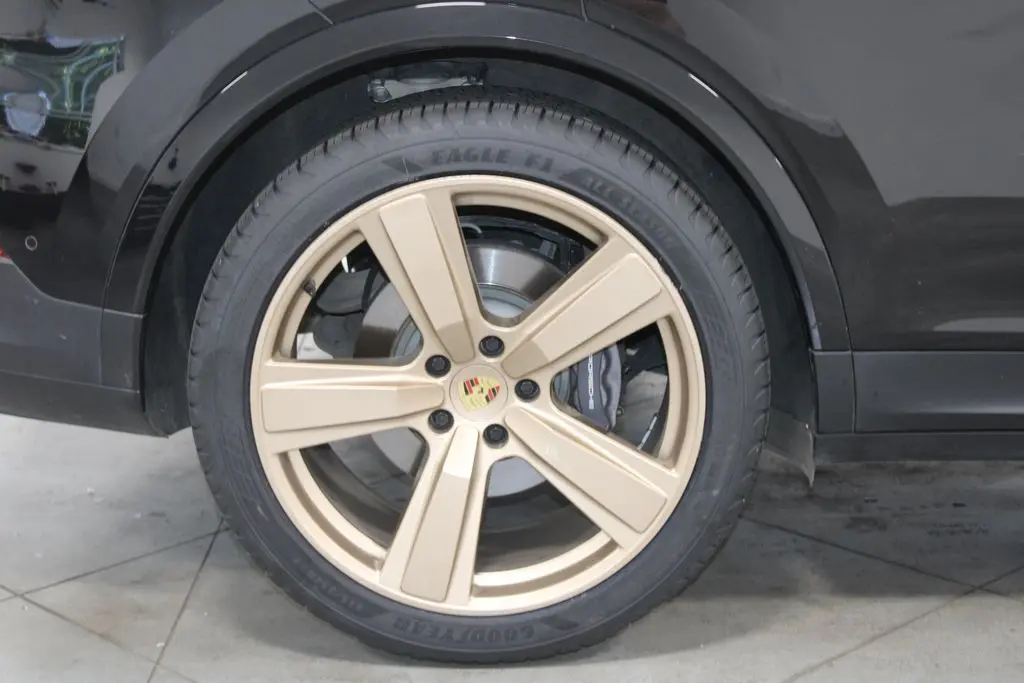 2024 Porsche Cayenne - $66,718