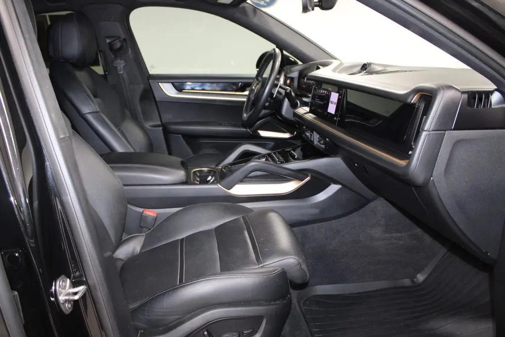 2024 Porsche Cayenne - $66,718