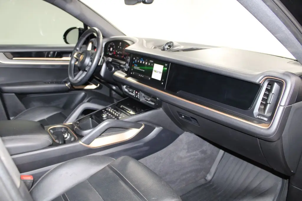 2024 Porsche Cayenne - $66,718