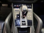 2020 Cayenne Thumbnail 17