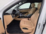 2022 Cayenne Thumbnail 11