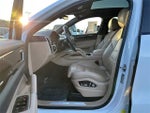 2021 Cayenne Thumbnail 19