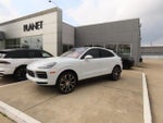 2022 Cayenne Thumbnail 2