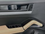 2024 Cayenne Thumbnail 18