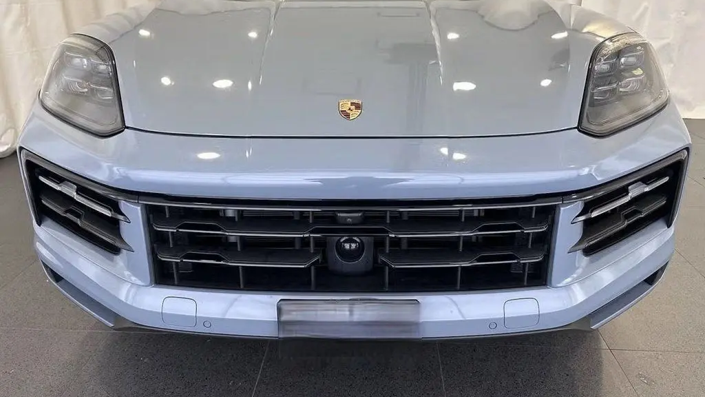 2024 Porsche Cayenne Coupe
