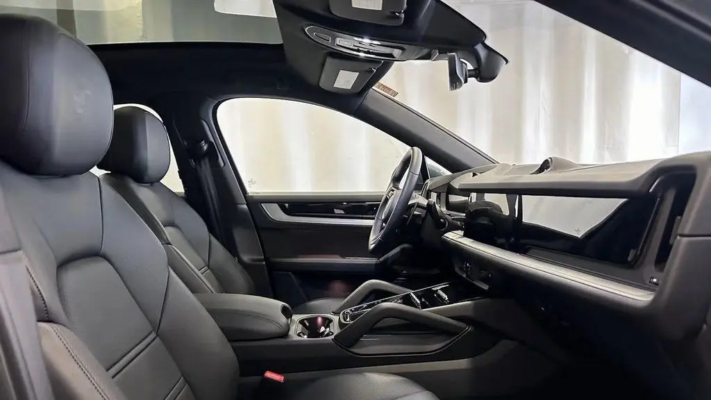 2024 Porsche Cayenne Coupe