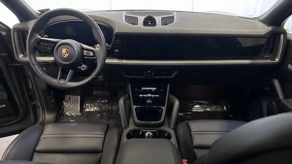 2024 Porsche Cayenne Coupe