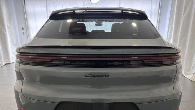 2024 Porsche Cayenne Coupe