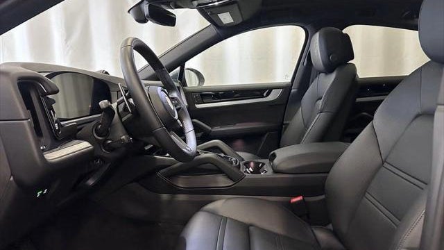 2024 Porsche Cayenne Coupe