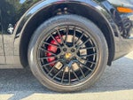 2022 Cayenne Thumbnail 12
