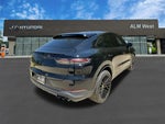 2022 Cayenne Thumbnail 5