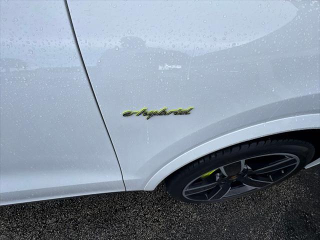 2023 Porsche Cayenne - $70,800