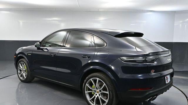 2022 Porsche Cayenne E-Hybrid Coupe