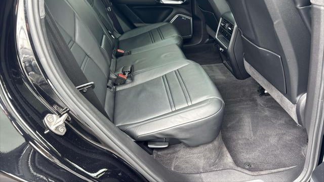 2020 Porsche Cayenne Turbo Coupe