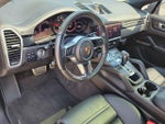 2023 Cayenne Thumbnail 24