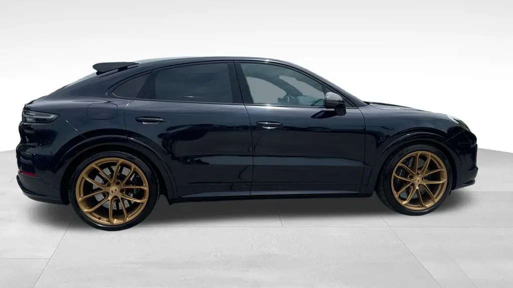 2022 Porsche Cayenne Turbo GT