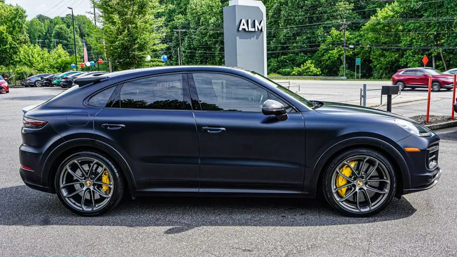 2023 Porsche Cayenne Turbo GT
