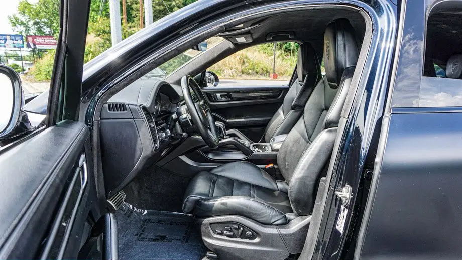 2023 Porsche Cayenne Turbo GT