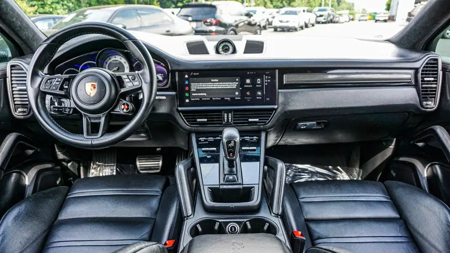 2023 Porsche Cayenne Turbo GT