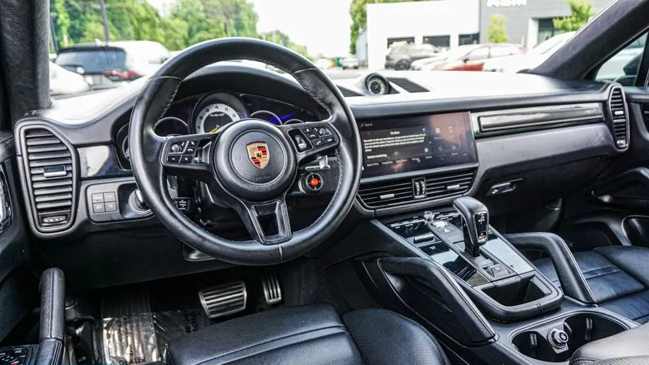 2023 Porsche Cayenne Turbo GT