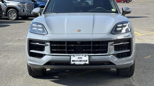 2024 Porsche Cayenne S Coupe