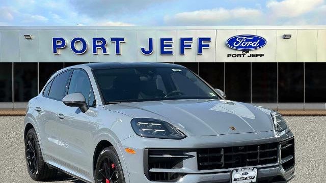 2024 Porsche Cayenne S Coupe