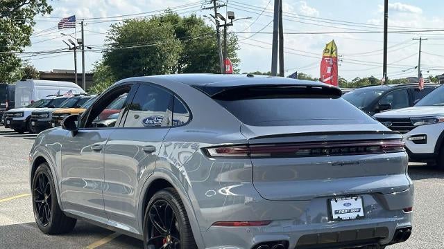 2024 Porsche Cayenne S Coupe