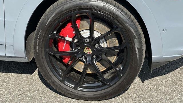 2024 Porsche Cayenne S Coupe
