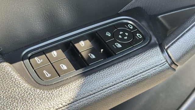 2024 Porsche Cayenne S Coupe