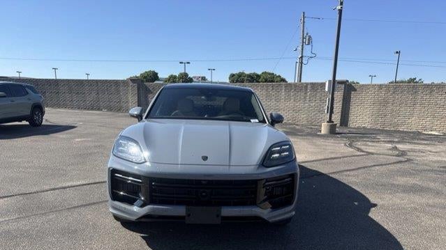 2025 Porsche Cayenne Turbo E-Hybrid Coupe