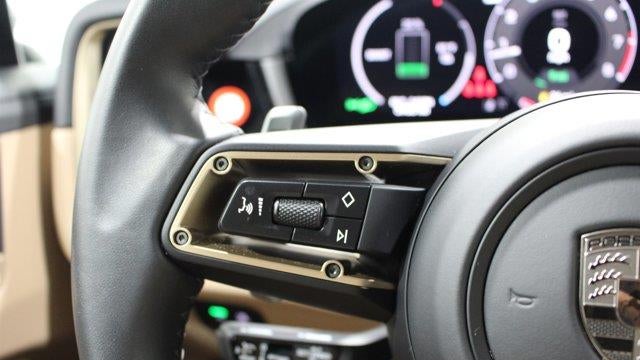2025 Porsche Cayenne Turbo E-Hybrid Coupe
