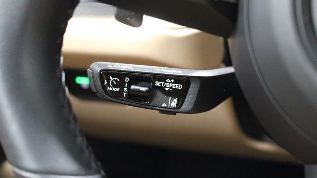 2025 Porsche Cayenne Turbo E-Hybrid Coupe