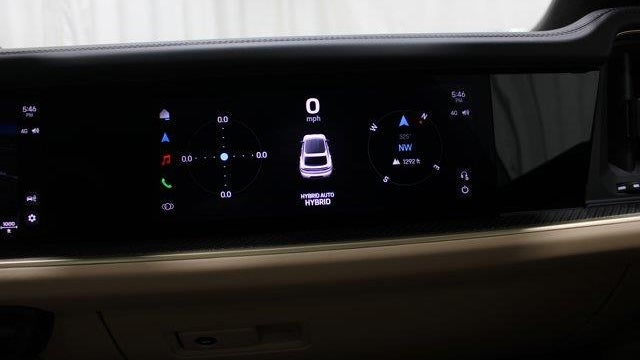 2025 Porsche Cayenne Turbo E-Hybrid Coupe