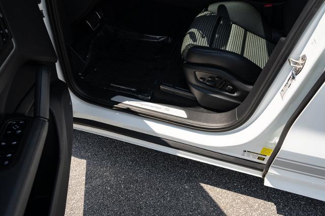 2024 Porsche Cayenne - $87,000