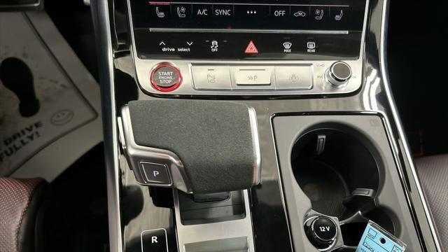 2025 Audi RS Q8 performance 4.0T quattro