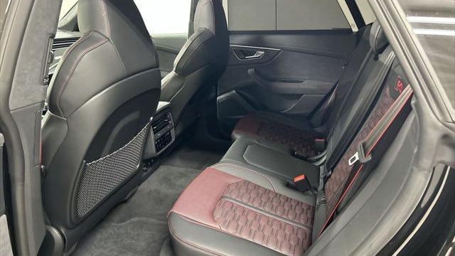 2025 Audi RS Q8 performance 4.0T quattro