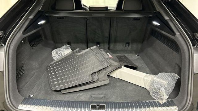 2025 Audi RS Q8 performance 4.0T quattro