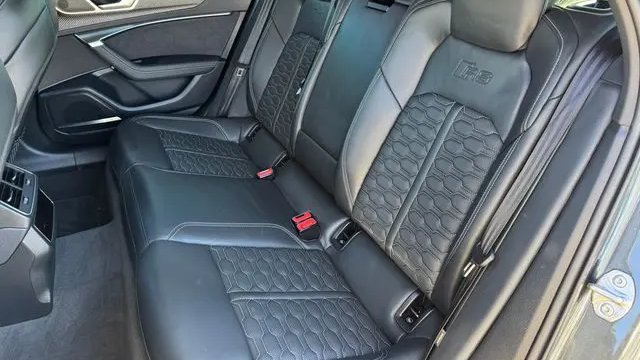 2024 Audi RS 6 Avant 4.0T quattro Avant performance