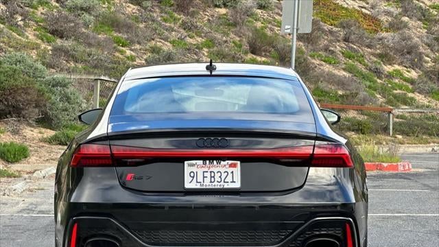2024 Audi RS 7 4.0T quattro performance