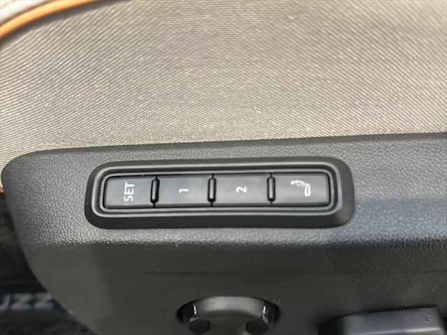 2025 Volkswagen Id. Buzz - $65,000