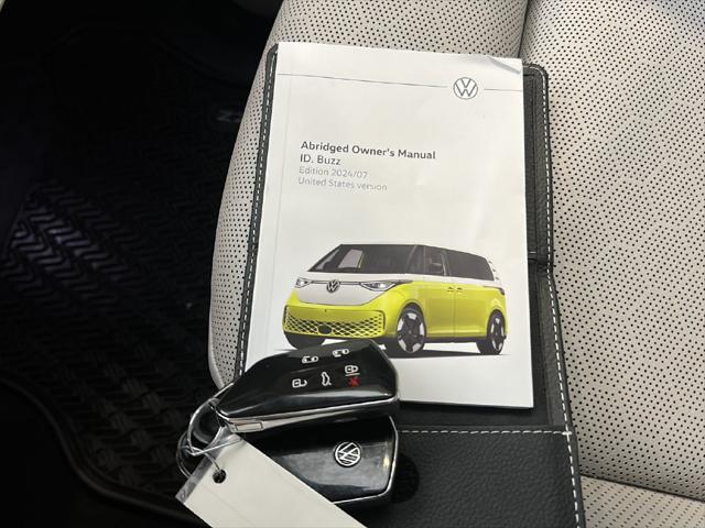 2025 Volkswagen Id. Buzz - $65,000