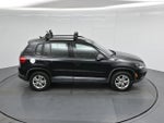 2017 Tiguan Thumbnail 38