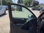 2016 Tiguan Thumbnail 9
