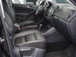 2017 Tiguan Thumbnail 13