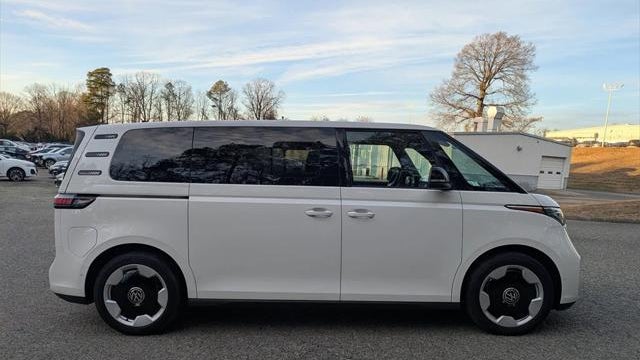2025 Volkswagen ID. Buzz Pro S