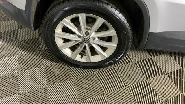 2018 Volkswagen Tiguan Limited 2.0T 4Motion