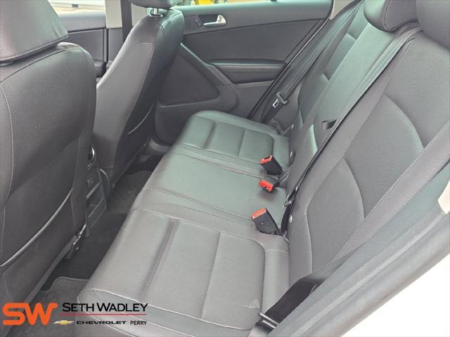2016 Volkswagen Tiguan - $11,780